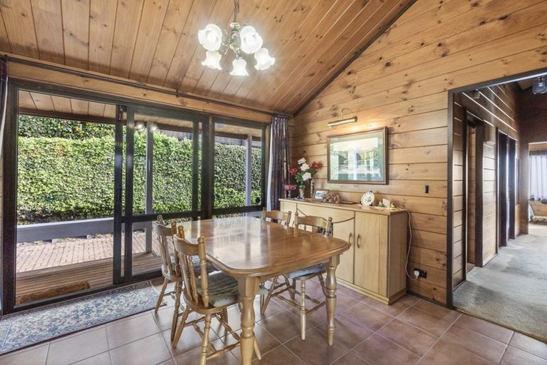 Photo of property in 25 Madill Road, St Andrews, Hamilton, 3200