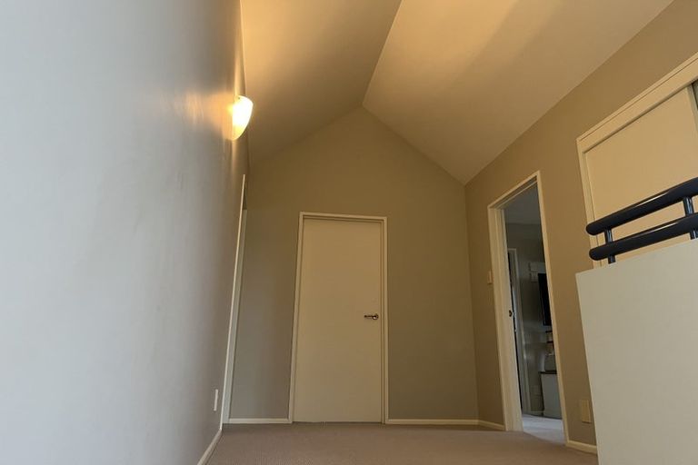 Photo of property in 39 Abby Road, Fitzherbert, Palmerston North, 4410