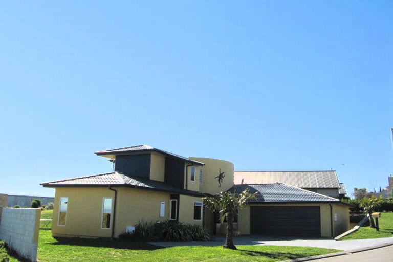 Photo of property in 26 Hikanui Drive, Havelock North, 4130