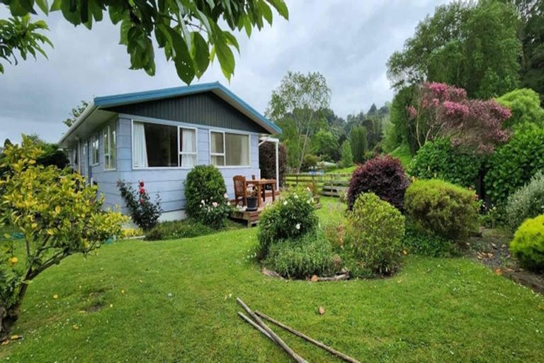 Photo of property in 8 Photinia Place, Aramoho, Whanganui, 4500