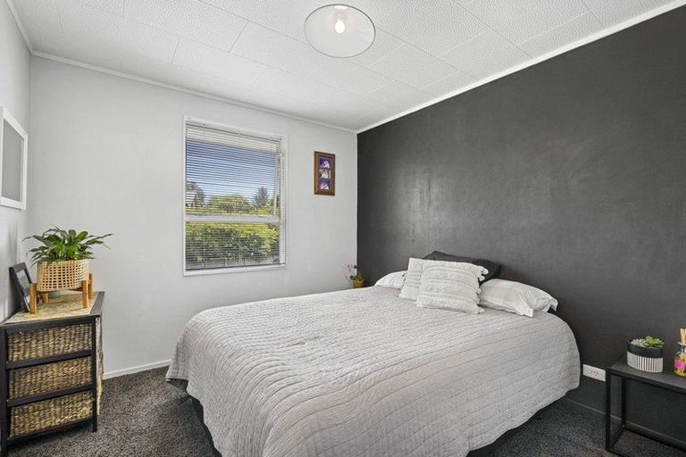 Photo of property in 11 Virginia Place, Whalers Gate, New Plymouth, 4310