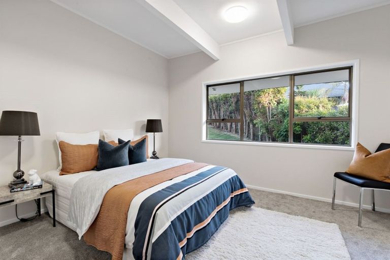 Photo of property in 21a Garadice Road, Rothesay Bay, Auckland, 0630