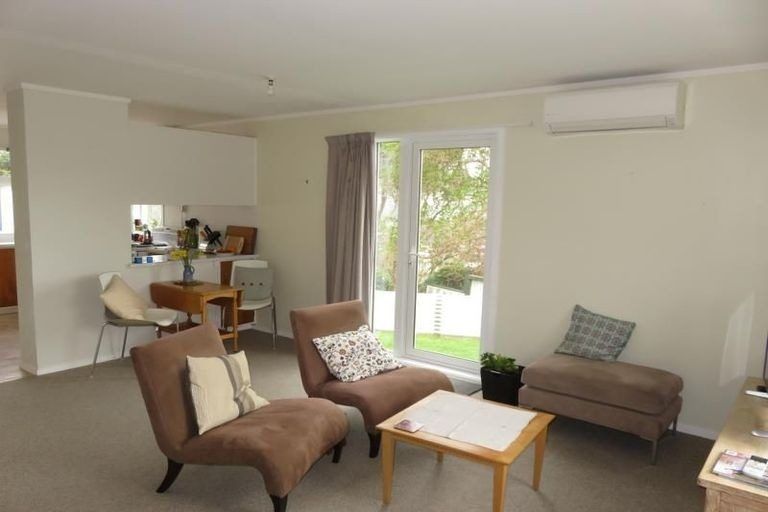 Photo of property in 6a Downing Street, Crofton Downs, Wellington, 6035