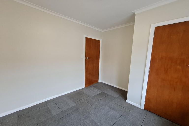 Photo of property in 2/62 Gibbons Street, Ebdentown, Upper Hutt, 5018