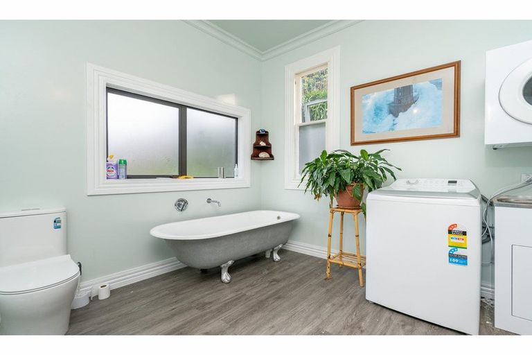 Photo of property in 7 Manuka Street, Ravensbourne, Dunedin, 9022