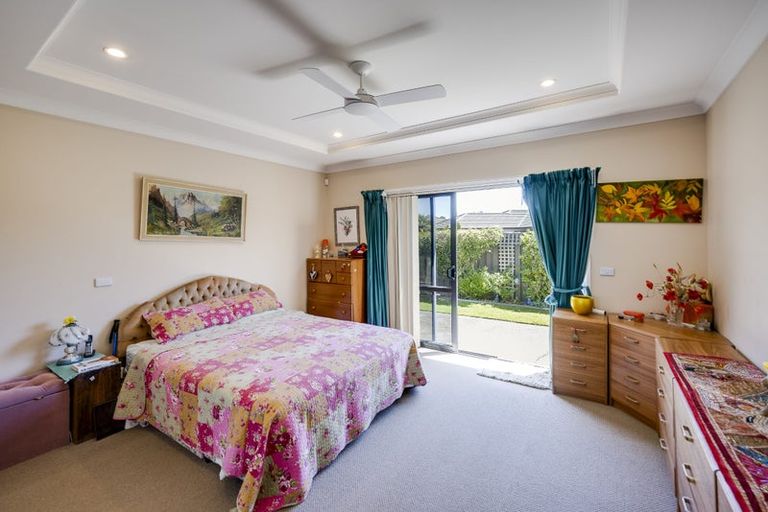 Photo of property in 18 Portland Place, Poraiti, Napier, 4112