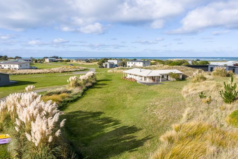 Photo of property in 22 Nunu Drive, Flat Point, Masterton, 5883