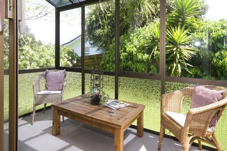 Photo of property in 2/205 Bucklands Beach Road, Bucklands Beach, Auckland, 2012