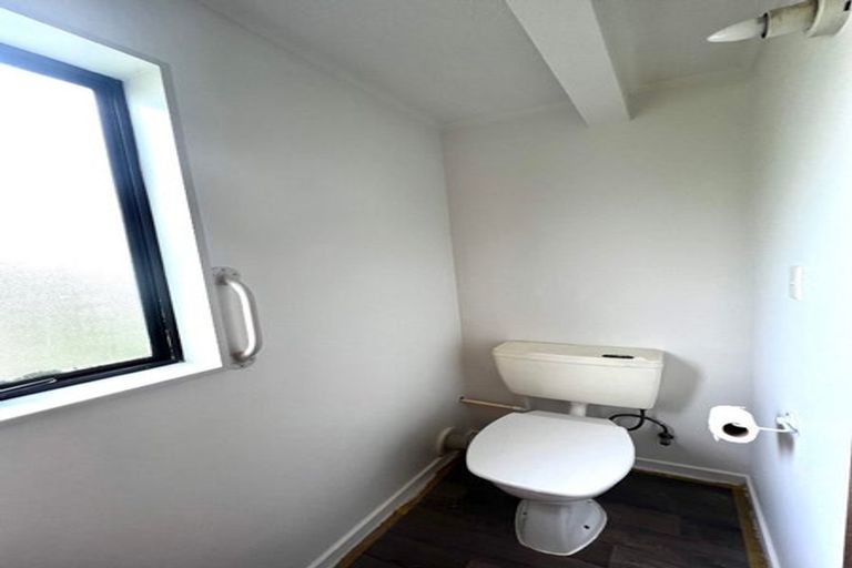 Photo of property in 1/57 Nigel Road, Browns Bay, Auckland, 0630