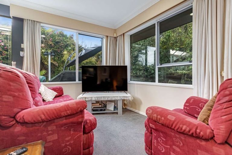 Photo of property in 11 Mark Place, Lynmore, Rotorua, 3010