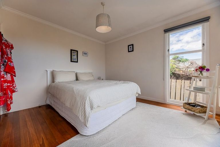 Photo of property in 27 Aorangi Road, Paraparaumu, 5032