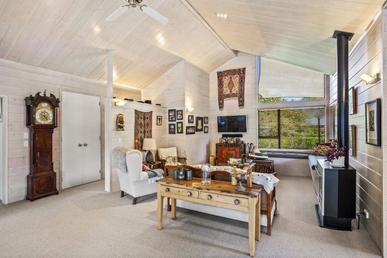 Photo of property in 23 Vista Paku, Pauanui, Hikuai, 3579