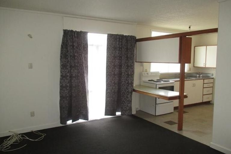 Photo of property in 1341 High Street, Taita, Lower Hutt, 5011