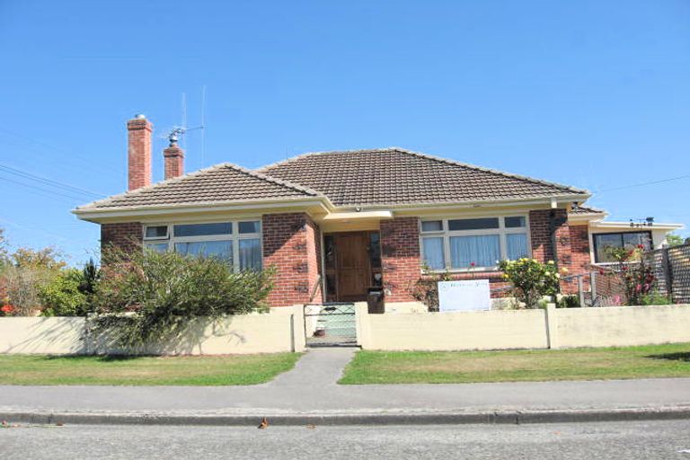 Photo of property in 2 Apsley Street, Glenwood, Timaru, 7910