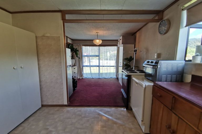 Photo of property in 47 Aylmer Street, Ross, 7812