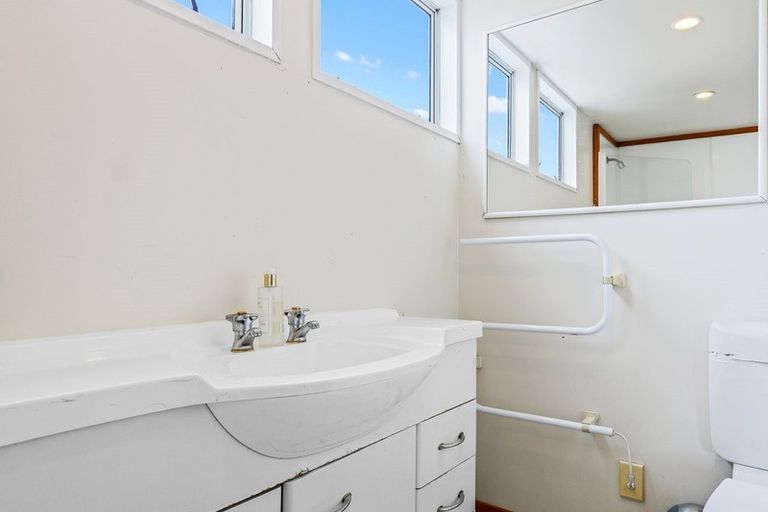 Photo of property in 139c Avonhead Road, Avonhead, Christchurch, 8042