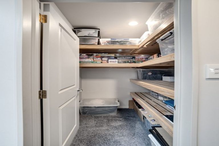 Photo of property in 17 Marsack Crescent, Halswell, Christchurch, 8025