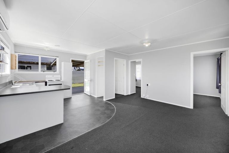 Photo of property in 64 Ketemarae Road, Normanby, Hawera, 4614