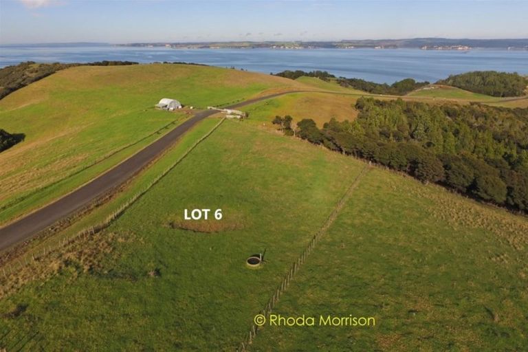 Photo of property in 6 Te Wairoa Lane, Tinopai, 0593