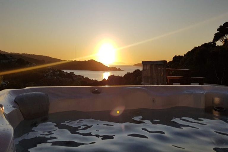 Photo of property in 17 Mo Street, Camborne, Porirua, 5026