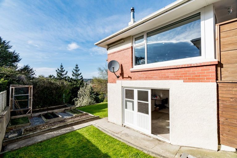 Photo of property in 7 Glendevon Place, Vauxhall, Dunedin, 9013