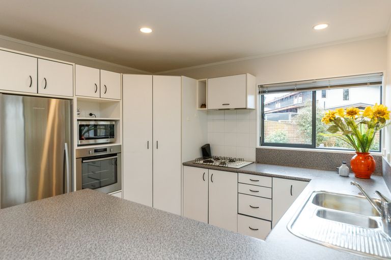 Photo of property in 9 Scandia Court, Hokowhitu, Palmerston North, 4410