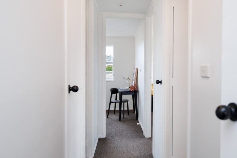 Photo of property in 78 Willoughby Street, Halcombe, Feilding, 4779