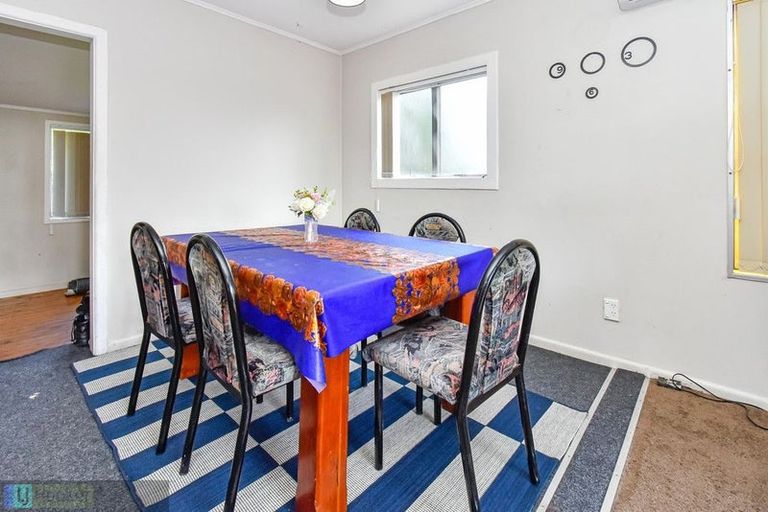 Photo of property in 44a Christmas Road, Manurewa, Auckland, 2102