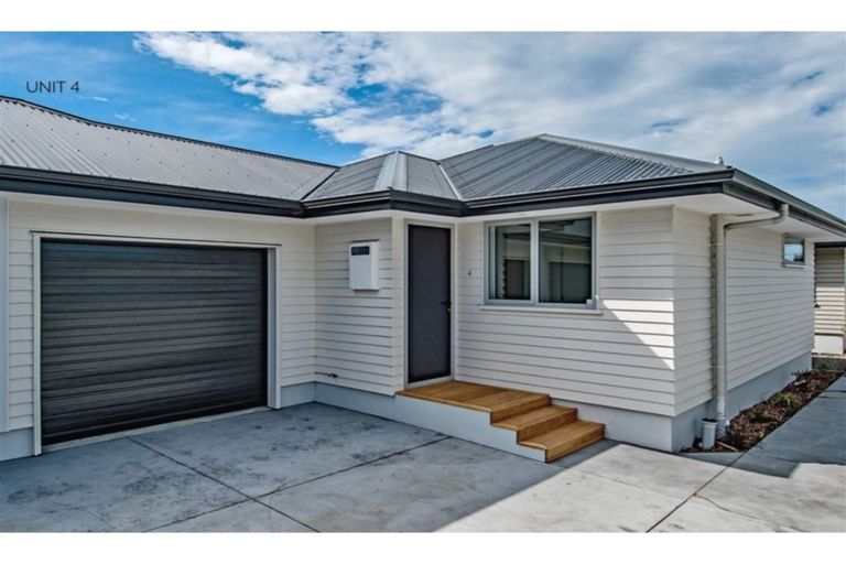 Photo of property in 4/170 Palmers Road, New Brighton, Christchurch, 8083