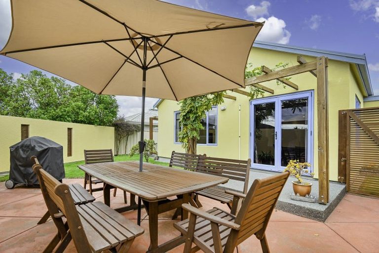 Photo of property in 201 Karaitiana Street, Frimley, Hastings, 4120