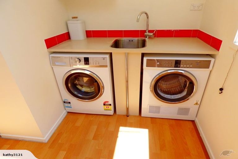 Photo of property in 19 Harbour View Road, Onerahi, Whangarei, 0110