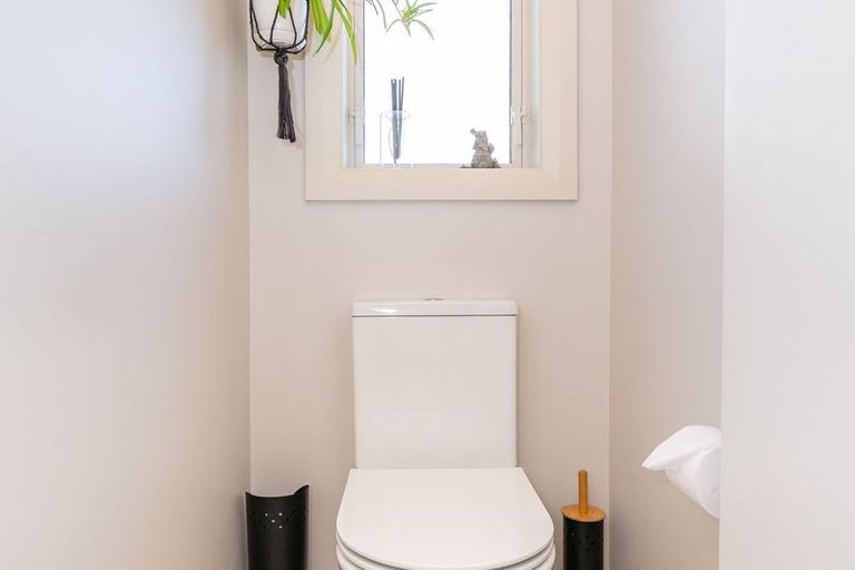 Photo of property in 104 Doon Street, Waverley, Dunedin, 9013