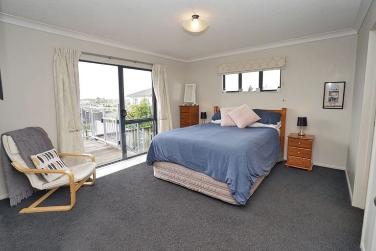 Photo of property in 7 Southworth Place, Grandview Heights, Hamilton, 3200