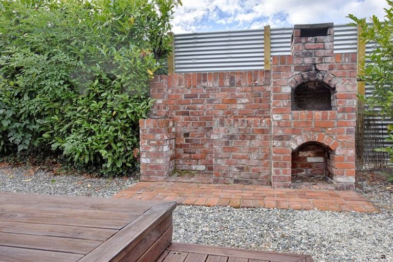 Photo of property in 10 Howard Street, Gore, 9710