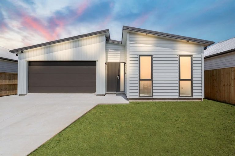 Photo of property in 43 Ta Moko Drive, Gulf Harbour, Whangaparaoa, 0930