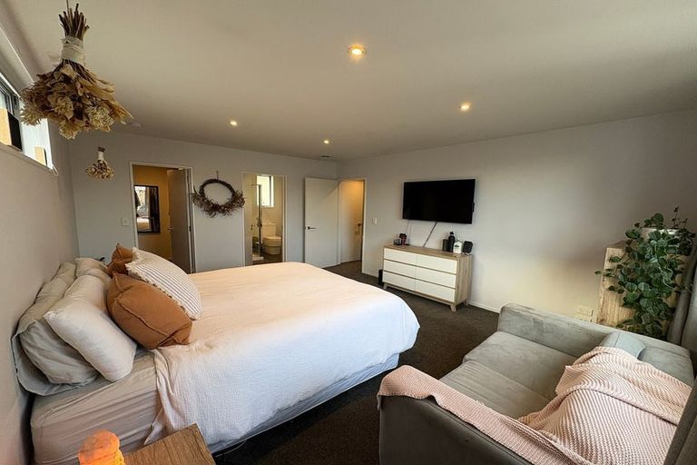 Photo of property in 2/27 Sherborne Street, St Albans, Christchurch, 8014