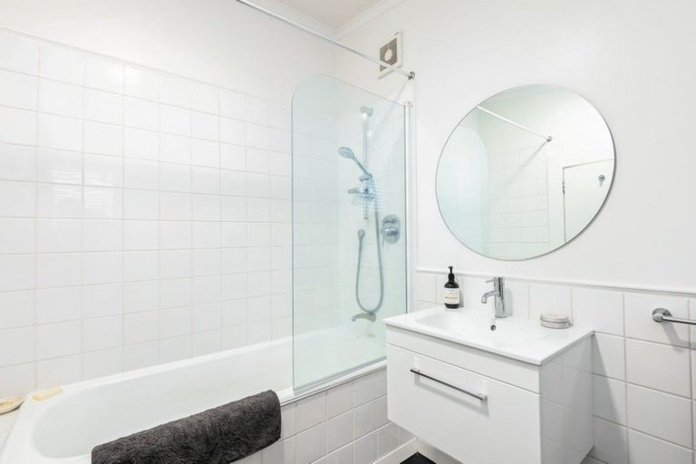 Photo of property in 19 Weka Street, Frankton, Hamilton, 3204