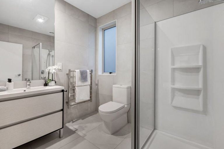Photo of property in 26 Kukuwai Avenue, Red Beach, 0932