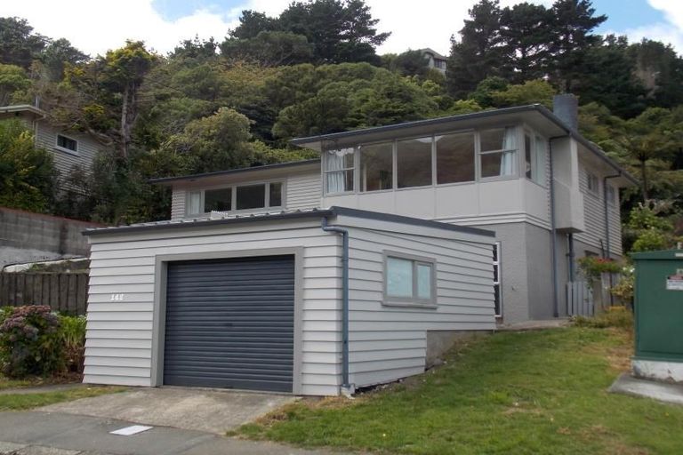 Photo of property in 142 Parkvale Road, Karori, Wellington, 6012