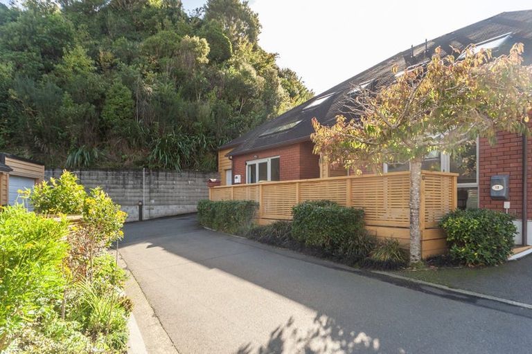 Photo of property in 12 Futuna Close, Karori, Wellington, 6012