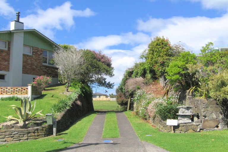 Photo of property in 17 Fyfe Road, Waihi Beach, 3611