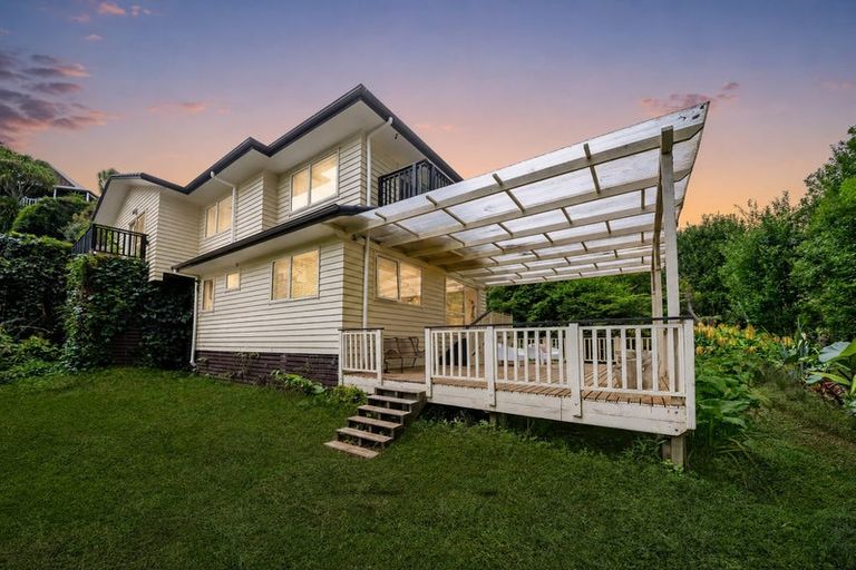 Photo of property in 82e Verbena Road, Birkdale, Auckland, 0626