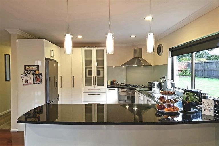 Photo of property in 40 Mahoney Drive, Albany, Auckland, 0632