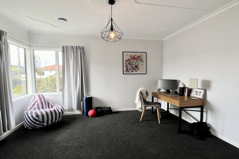 Photo of property in 42 Lowe Street, Avenal, Invercargill, 9810