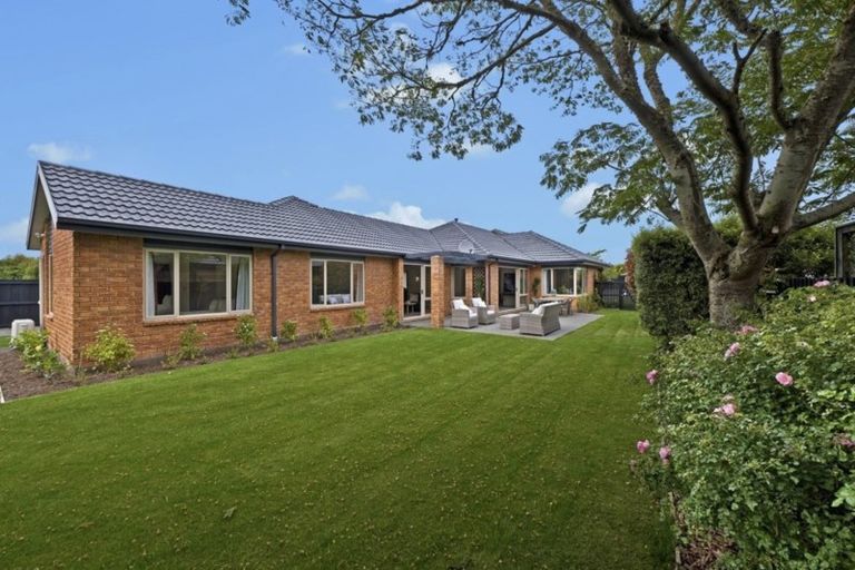 Photo of property in 45 Forest Drive, Parklands, Christchurch, 8083