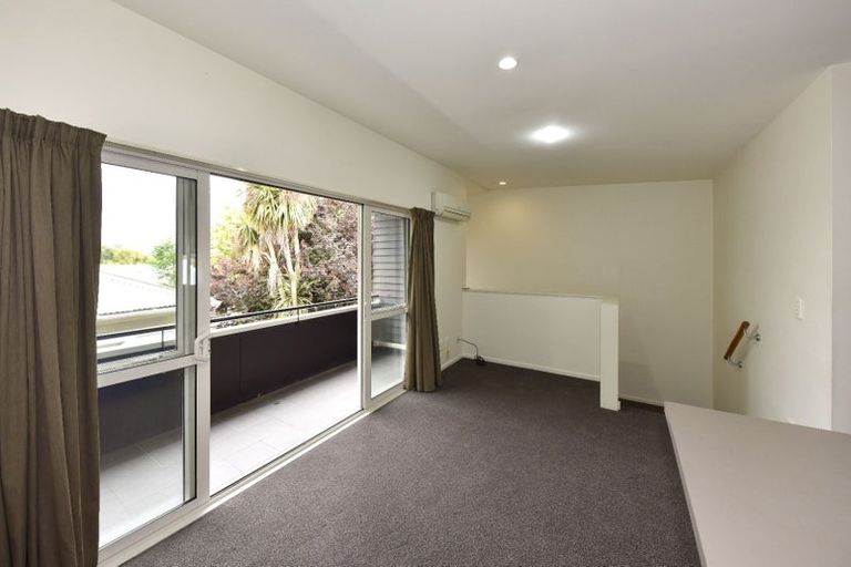 Photo of property in 2/24 Whitmore Street, Edgeware, Christchurch, 8013