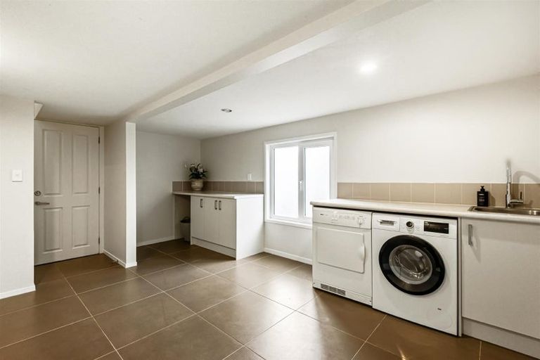 Photo of property in 42 Hart Road, Hauraki, Auckland, 0622