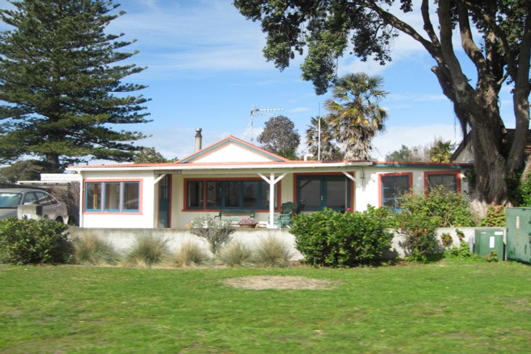 Photo of property in 42 Pipi Street, Te Awanga, 4102