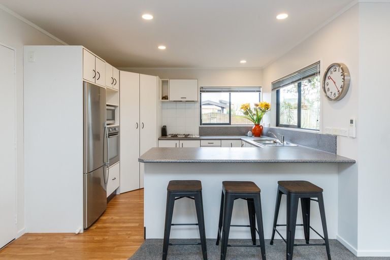 Photo of property in 9 Scandia Court, Hokowhitu, Palmerston North, 4410