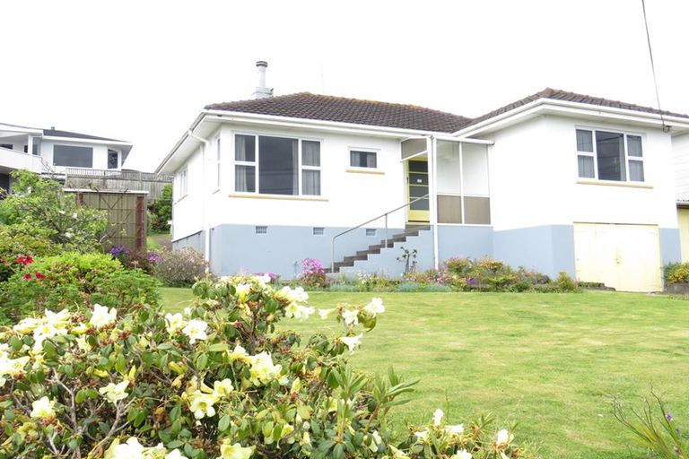 Photo of property in 7 Lismore Street, Strandon, New Plymouth, 4312